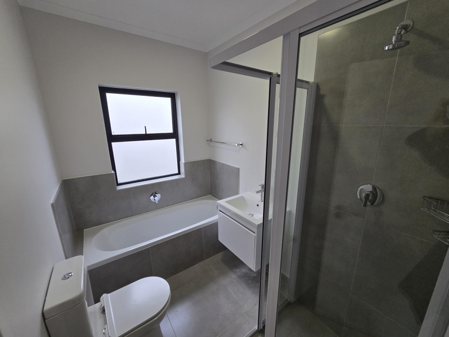 To Let 3 Bedroom Property for Rent in Haasendal Western Cape